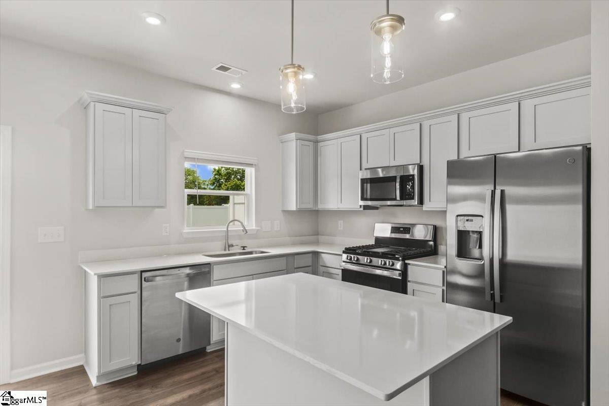 181 Randwick Lane Greer, SC 29651 - Photo 2 of 38