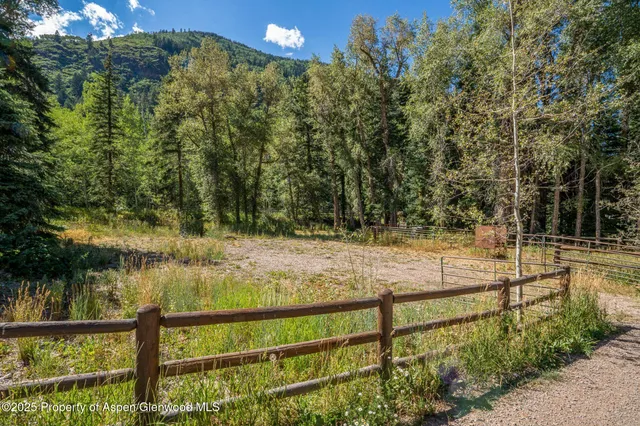 $10,200,000 | 285 Conundrum Creek Road, Aspen, CO 81611