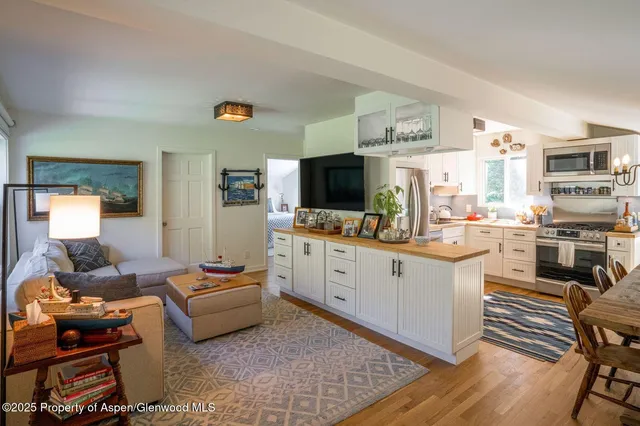 $10,200,000 | 285 Conundrum Creek Road, Aspen, CO 81611