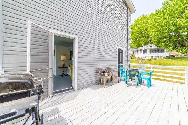 $590,000 | 15657 Lakeview Drive, Buchanan, MI 49107