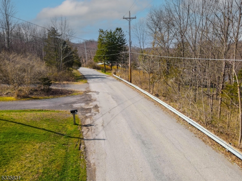 56 Beaver Run Road Wantage, NJ 07461 - Photo 5 of 7
