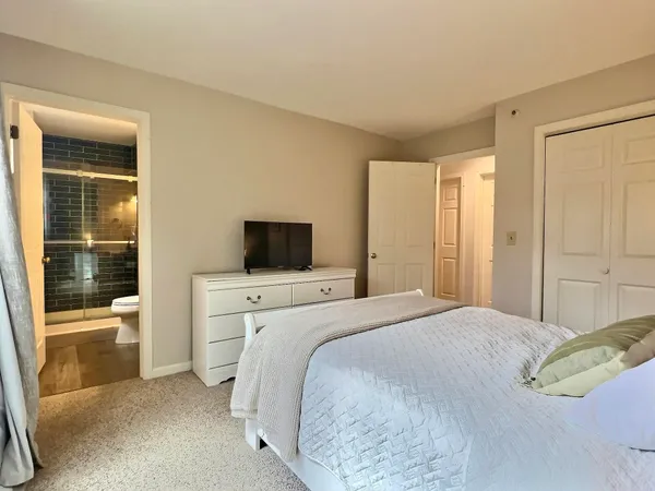 $485,000 | 40 Wolf Road, Lebanon, NH 03766