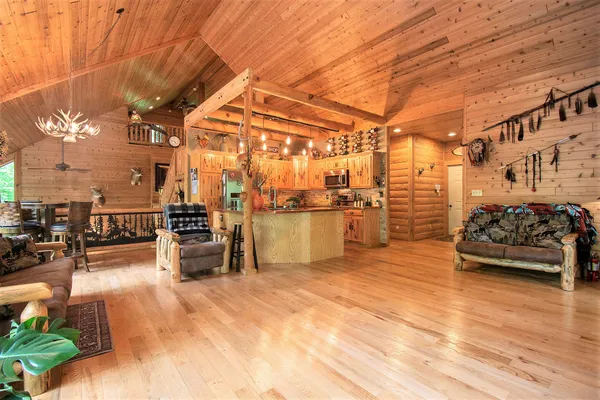 $750,000 | 50969 County Road 681, Lawrence, MI 49064