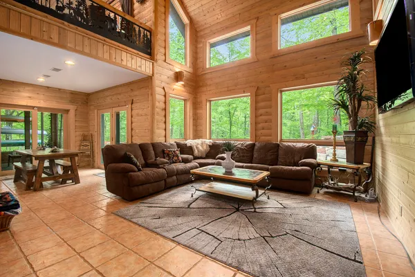 $750,000 | 50969 County Road 681, Lawrence, MI 49064