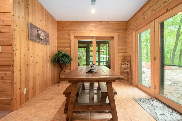 $750,000 | 50969 County Road 681, Lawrence, MI 49064