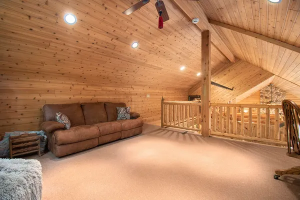 $750,000 | 50969 County Road 681, Lawrence, MI 49064