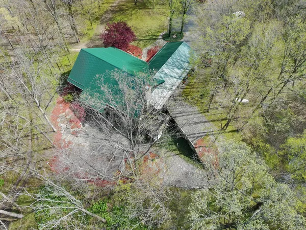 $750,000 | 50969 County Road 681, Lawrence, MI 49064