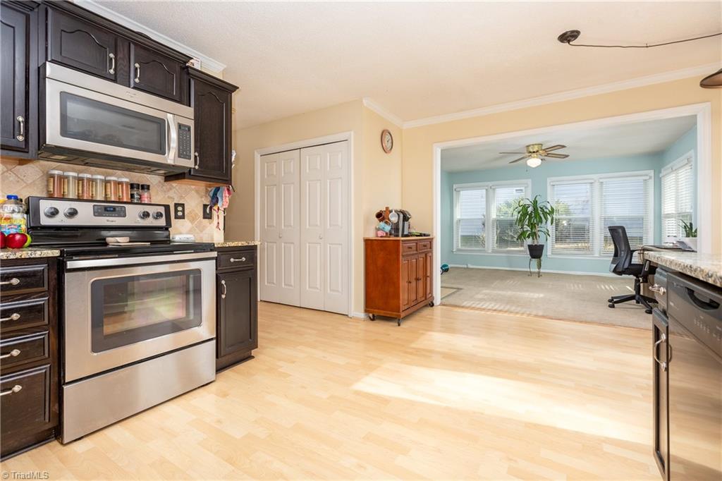 3254 Timberwolf Avenue High Point, NC 27265 - Photo 15 of 29 Gallery Image 15