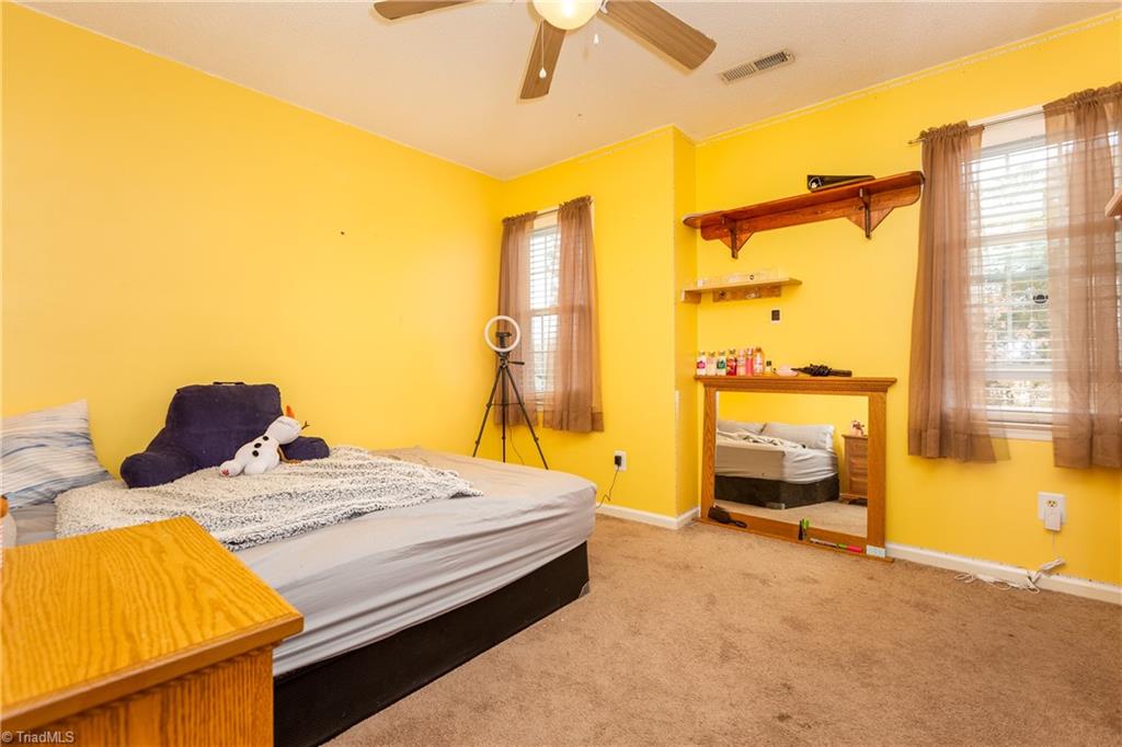 3254 Timberwolf Avenue High Point, NC 27265 - Photo 28 of 29 Bedroom