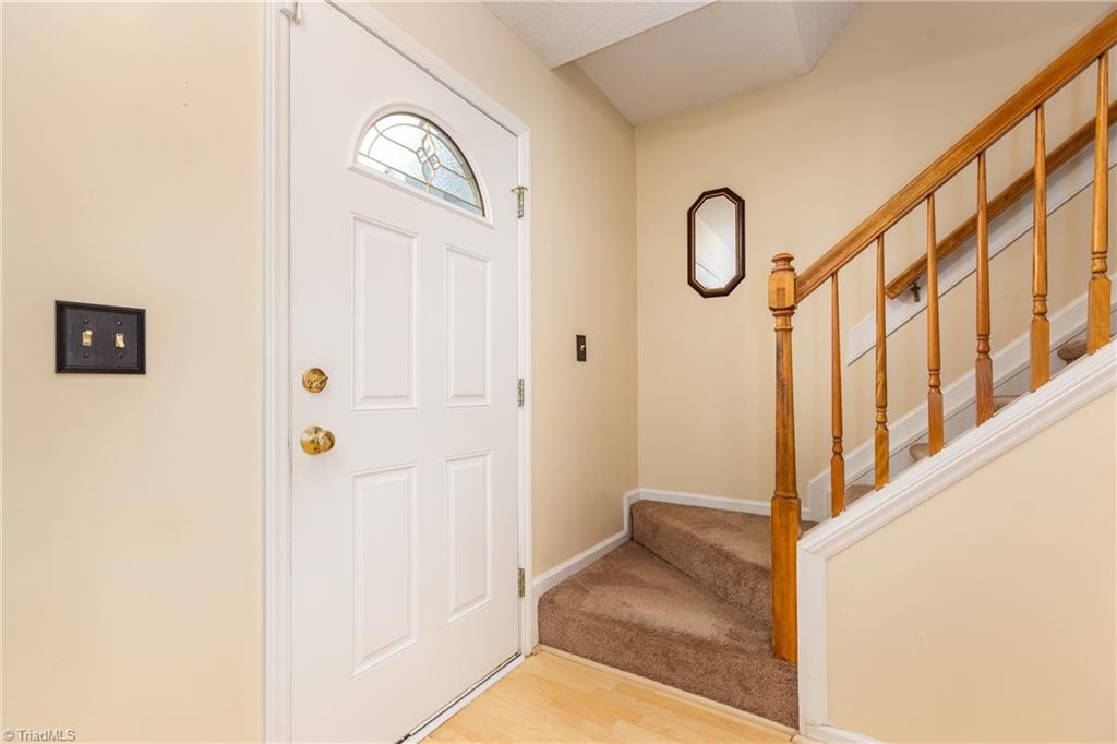 3254 Timberwolf Avenue High Point, NC 27265 - Photo 8 of 29 Entry