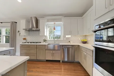 $999,000 | 30 Morlot Avenue, Fair Lawn, NJ 07410