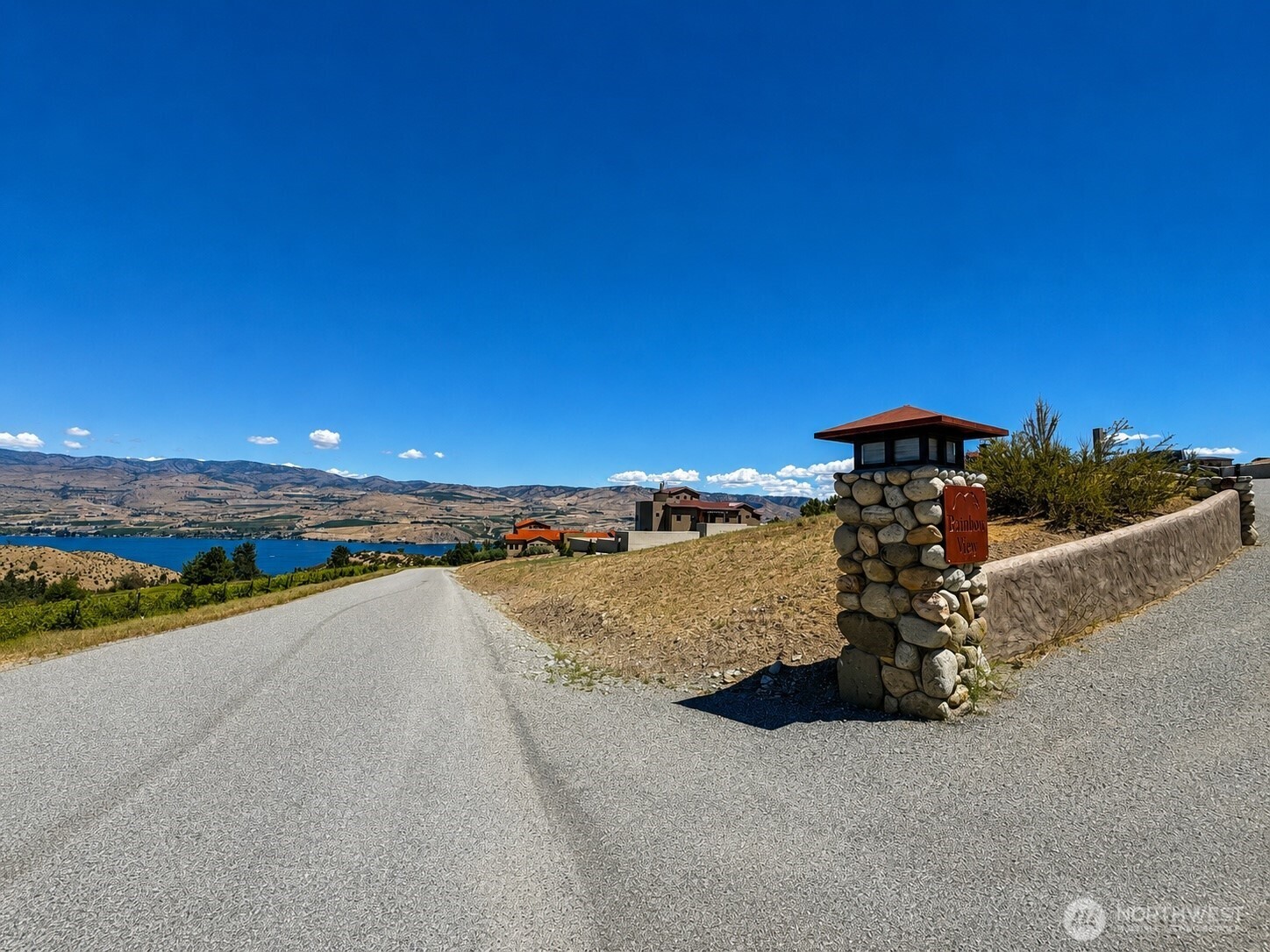 202 Bandera Way Chelan, WA 98816 - Photo 6 of 10