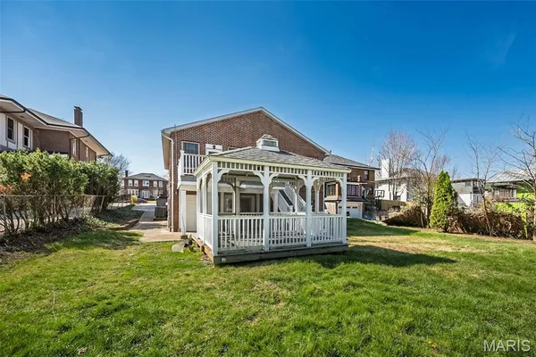 $1,480,000 | 77 Aberdeen Place, Clayton, MO 63105