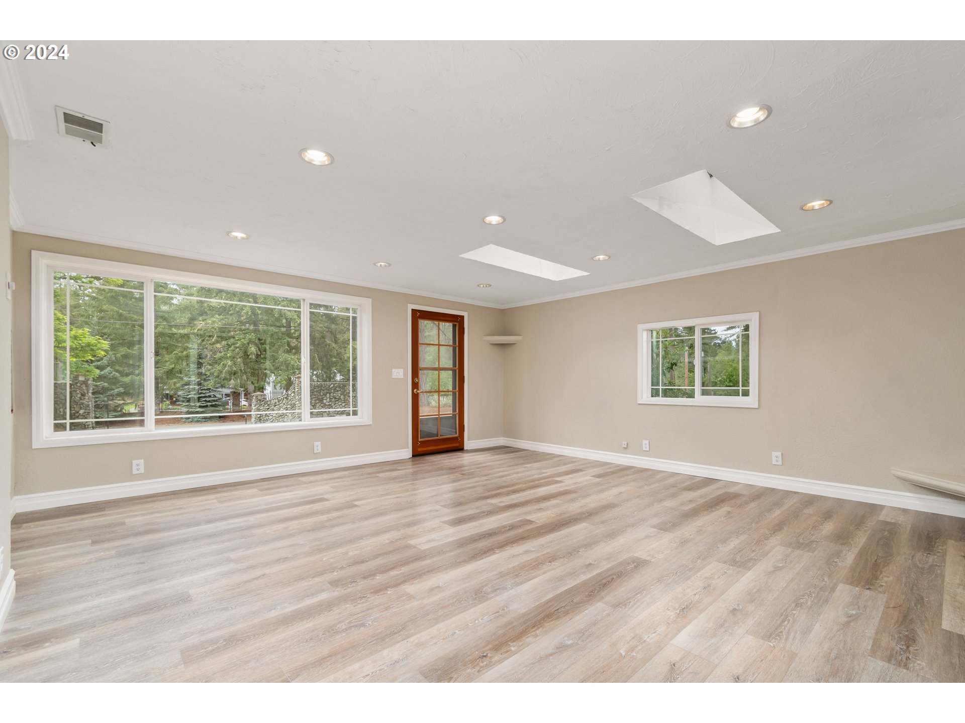 87313 Chinquapin Loop Veneta, OR 97487 - Photo 12 of 45