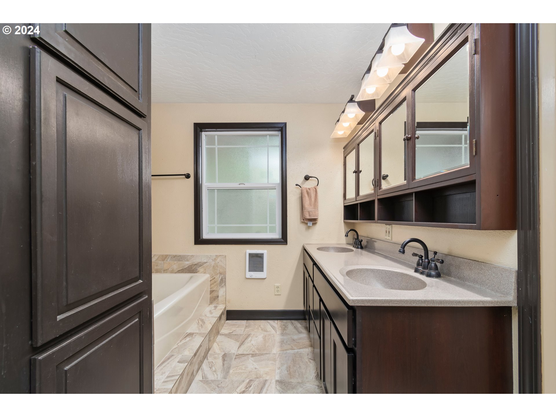 87313 Chinquapin Loop Veneta, OR 97487 - Photo 17 of 45