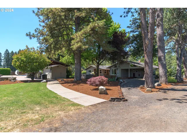 $799,000 | 87313 Chinquapin Loop, Veneta, OR 97487