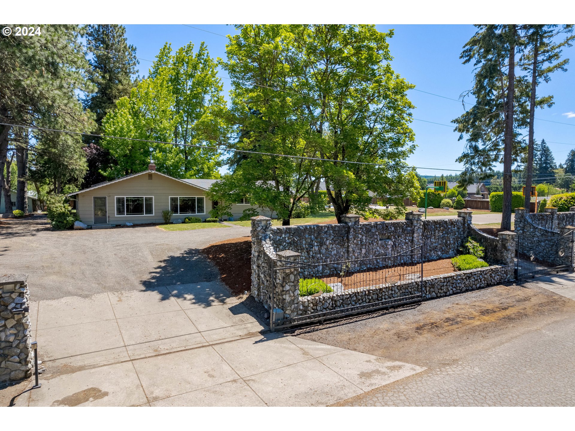 87313 Chinquapin Loop Veneta, OR 97487 - Photo 36 of 45