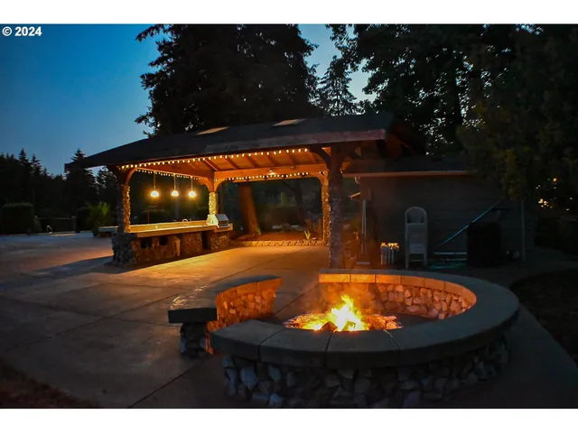 $799,000 | 87313 Chinquapin Loop, Veneta, OR 97487