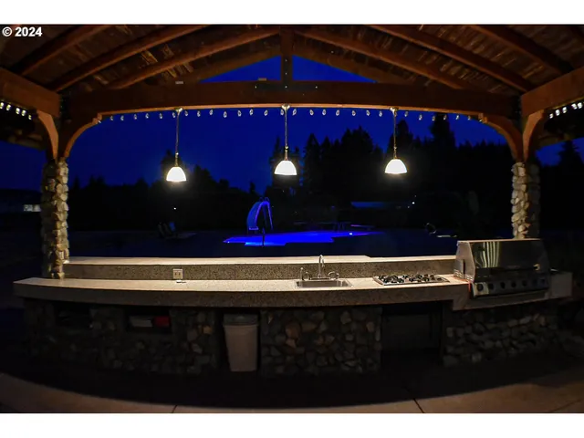 $799,000 | 87313 Chinquapin Loop, Veneta, OR 97487