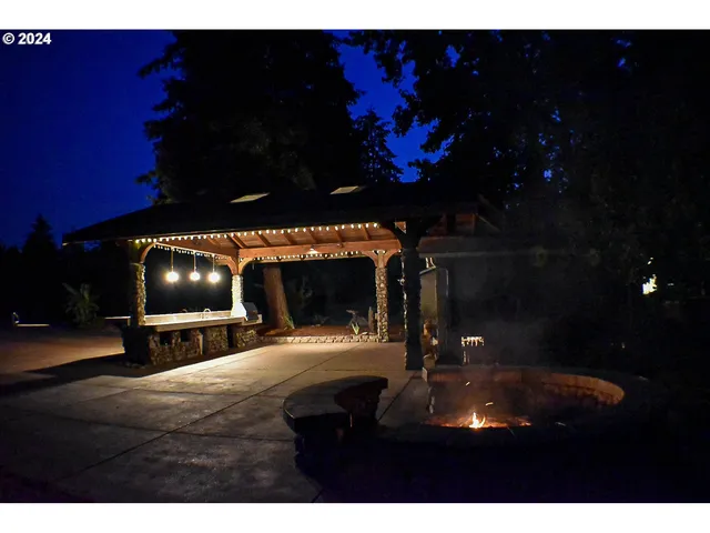 $799,000 | 87313 Chinquapin Loop, Veneta, OR 97487