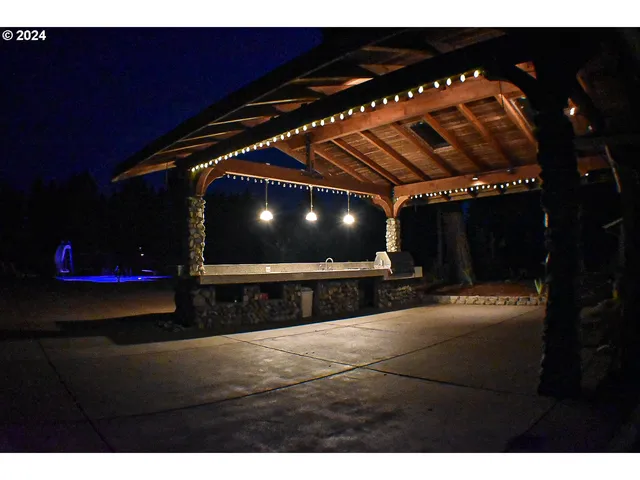 $799,000 | 87313 Chinquapin Loop, Veneta, OR 97487