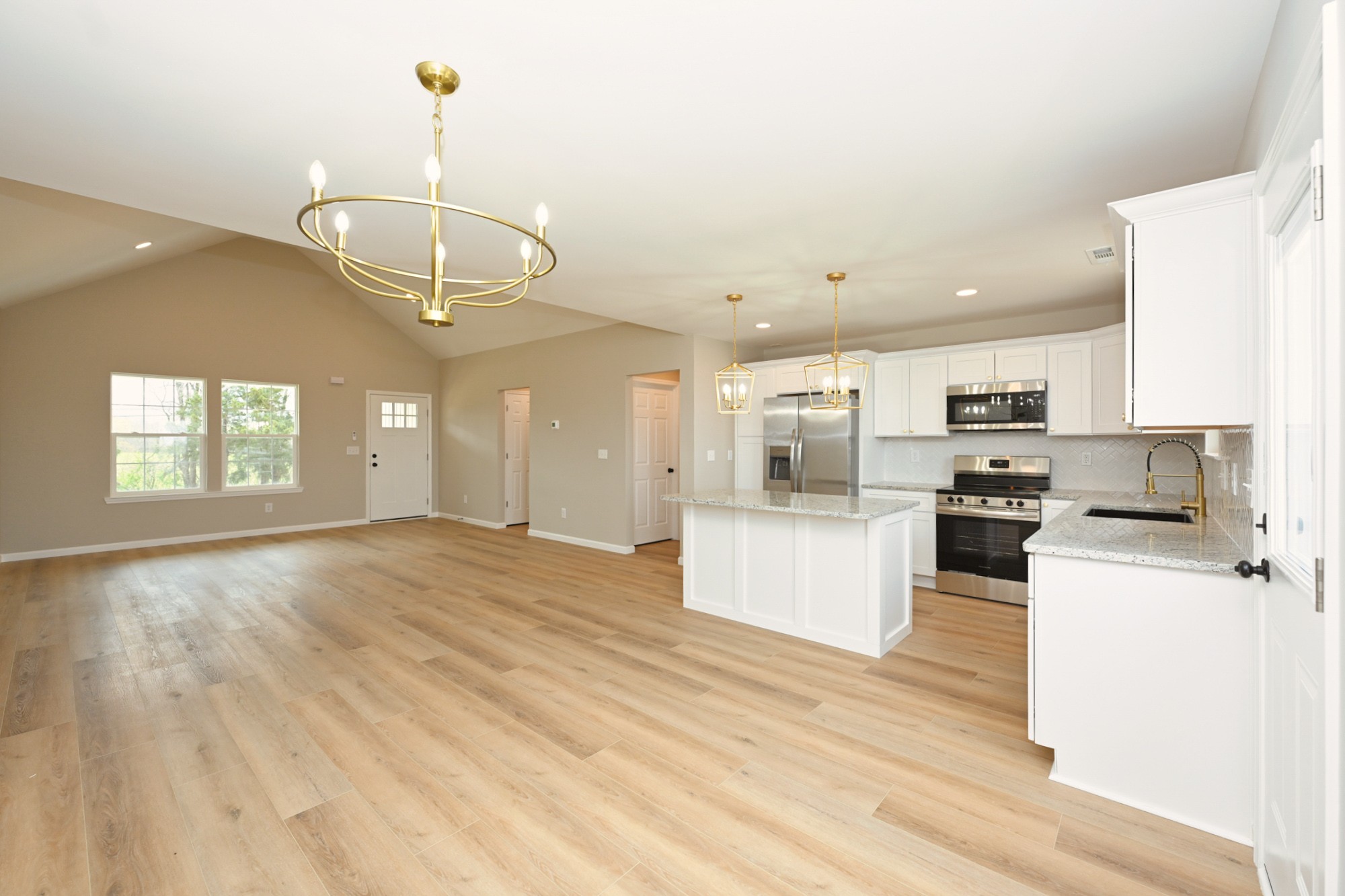 1237 Claylick Road White Bluff, TN 37187 - Photo 4 of 46