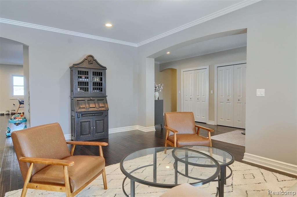354 Olivewood Court Rochester, MI 48306 - Photo 36 of 77