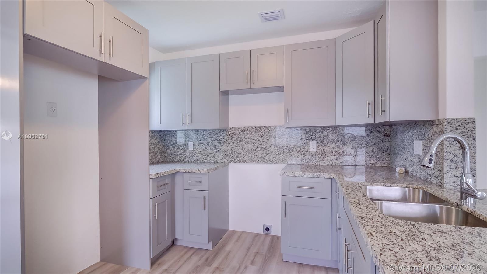 2771 Southwest 33rd Avenue Miami, FL 33133 - Photo 10 of 25