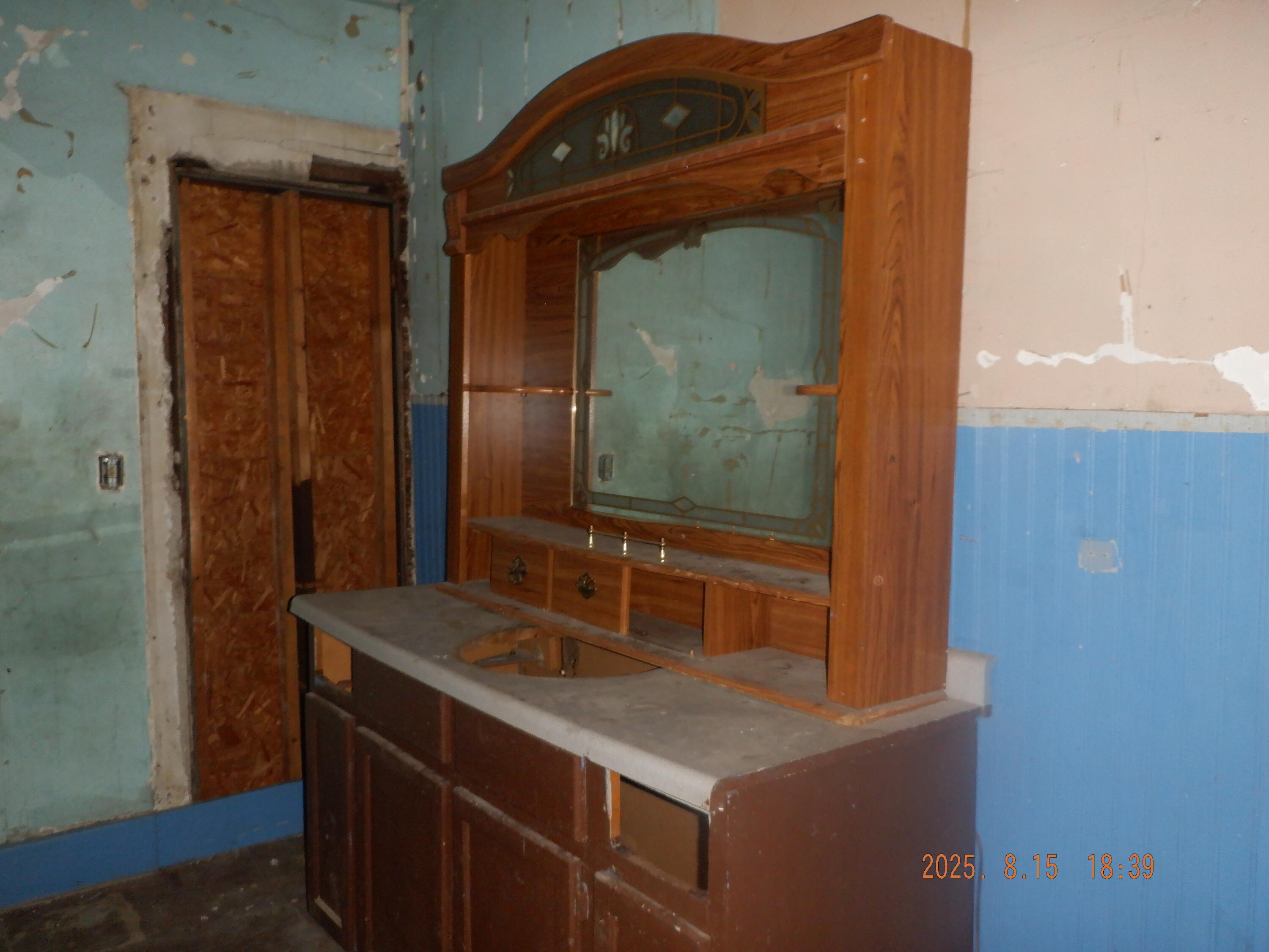 124 Middle Street Three Rivers, MI 49093 - Photo 12 of 20 DSCF0622