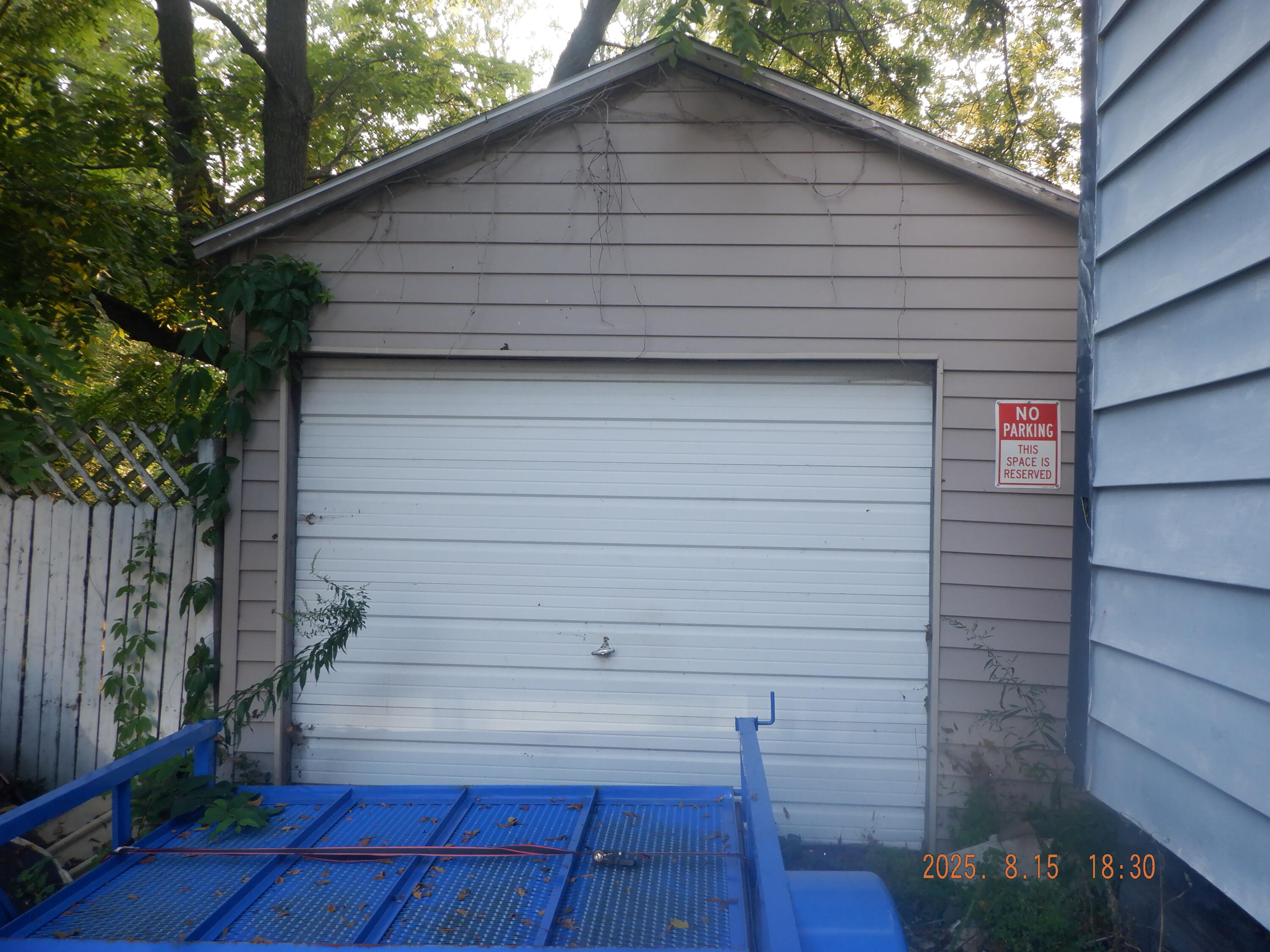 124 Middle Street Three Rivers, MI 49093 - Photo 3 of 20 DSCF0610