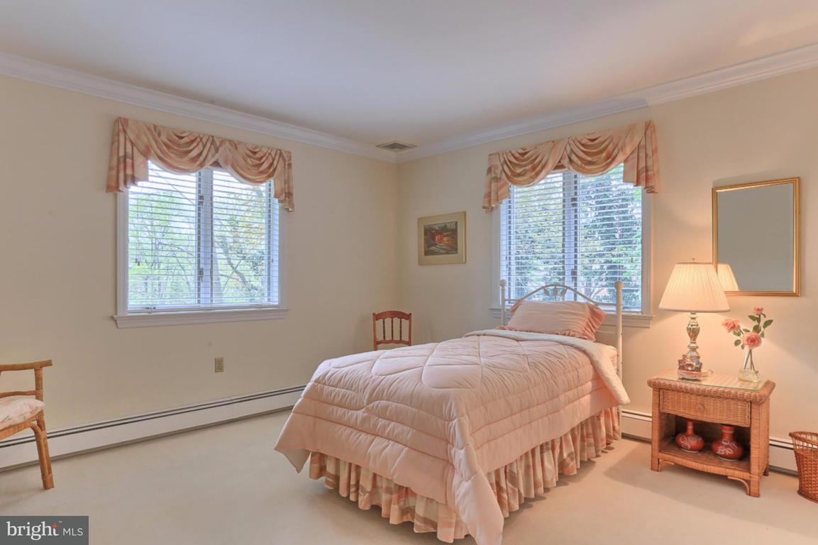 1103 Little Brook Road Lancaster, PA 17603 - Photo 40 of 64 Gallery Image 40