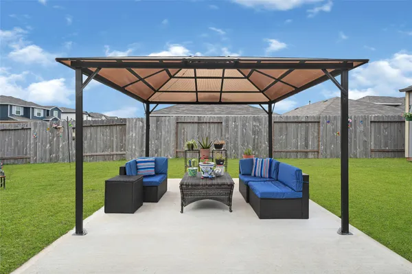 a patio with garden and patio