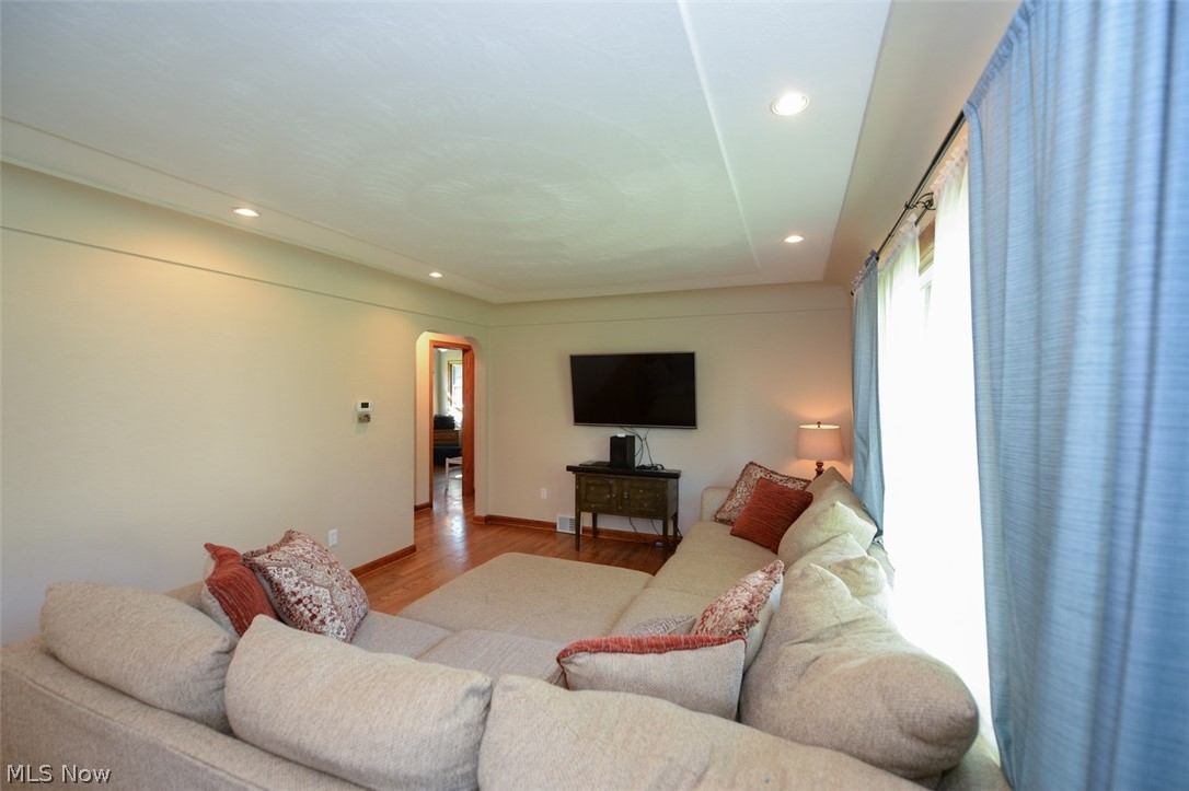 4124 Johnson Road Barberton, OH 44203 - Photo 10 of 31 Gallery Image 10