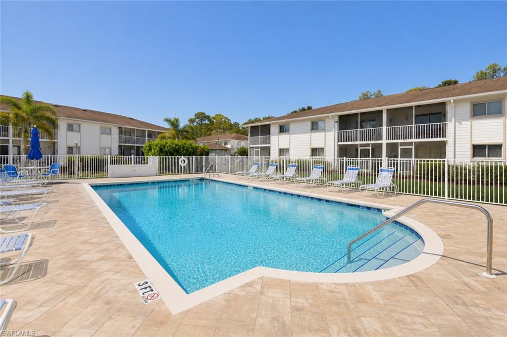 2340 Naples Trace Circle, Unit 2 Naples, FL 34109 - Photo 22 of 23