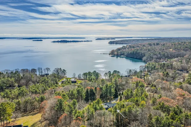 $1,850,000 | 258 Foreside Road, Cumberland, ME 04110