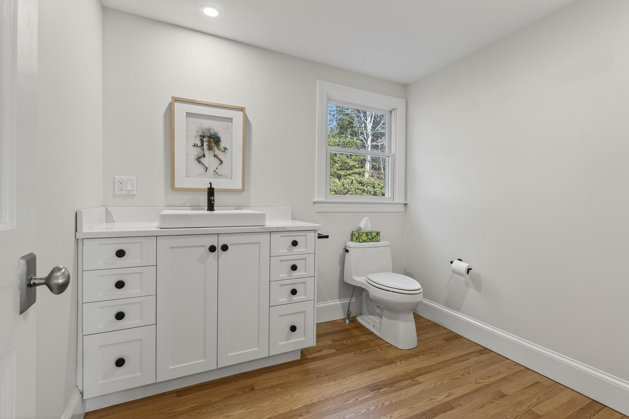 258 Foreside Road Cumberland, ME 04110 - Photo 31 of 83 1st floor bath