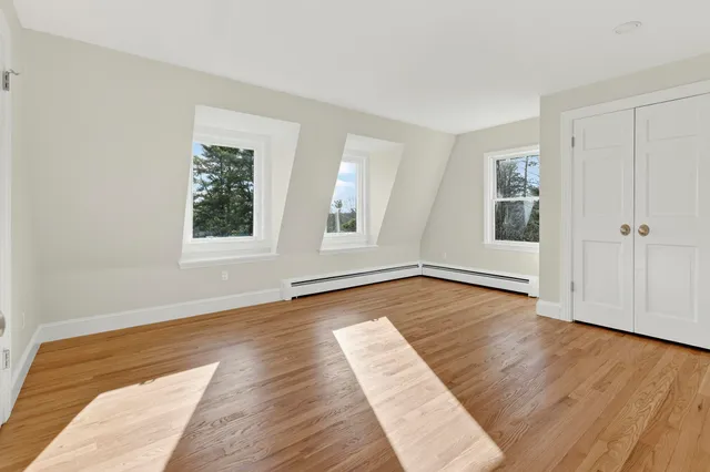 $1,850,000 | 258 Foreside Road, Cumberland, ME 04110