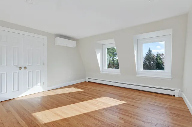 $1,850,000 | 258 Foreside Road, Cumberland, ME 04110