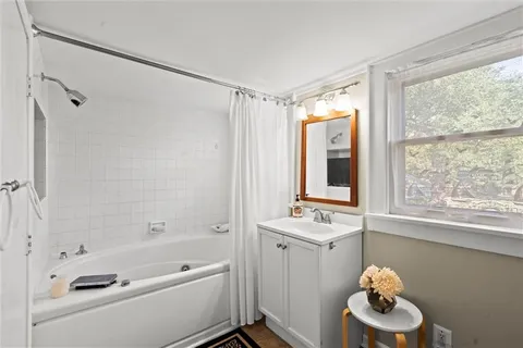 $395,000 | 7437 Belinder Avenue, Prairie Village, KS 66208