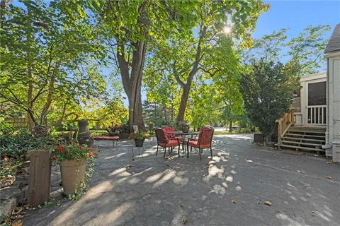 $395,000 | 7437 Belinder Avenue, Prairie Village, KS 66208