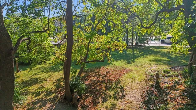 $395,000 | 7437 Belinder Avenue, Prairie Village, KS 66208