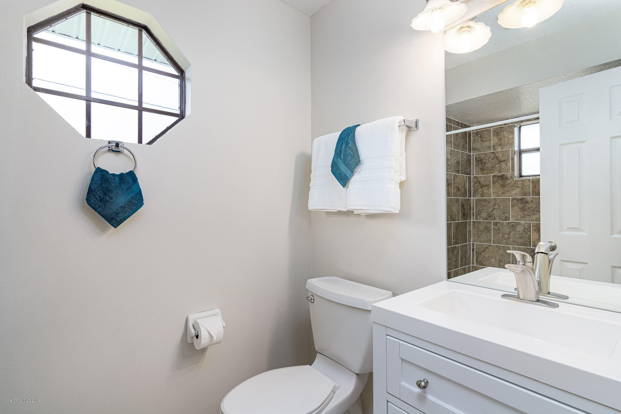 6965 Cairo Road Cocoa, FL 32927 - Photo 20 of 34 Master Bath