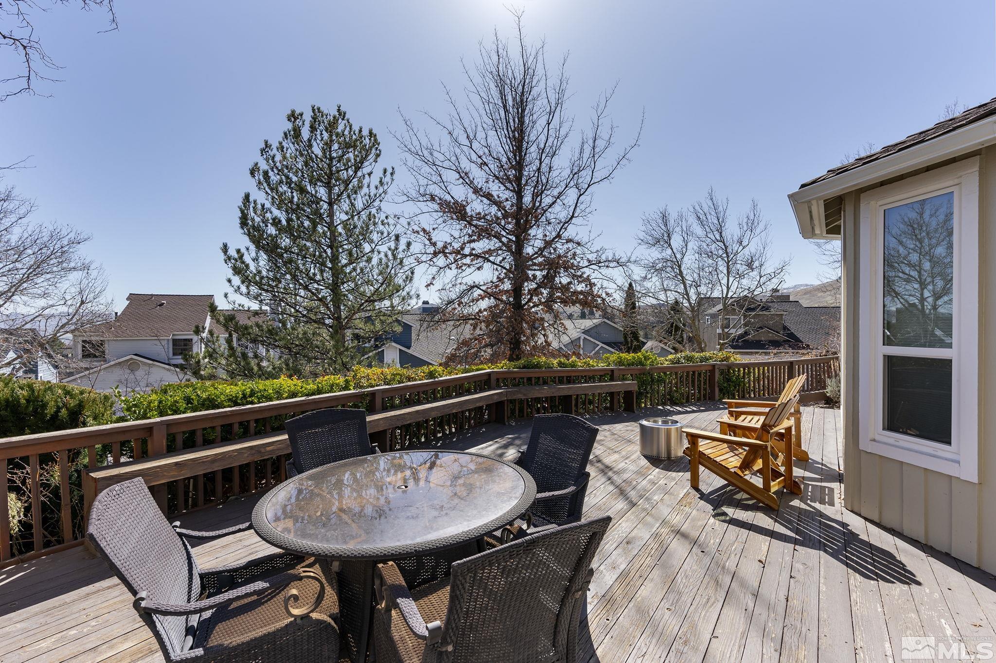 2390 High Terrace Drive Reno, NV 89509 - Photo 20 of 36 a view of a chairs and table in patio