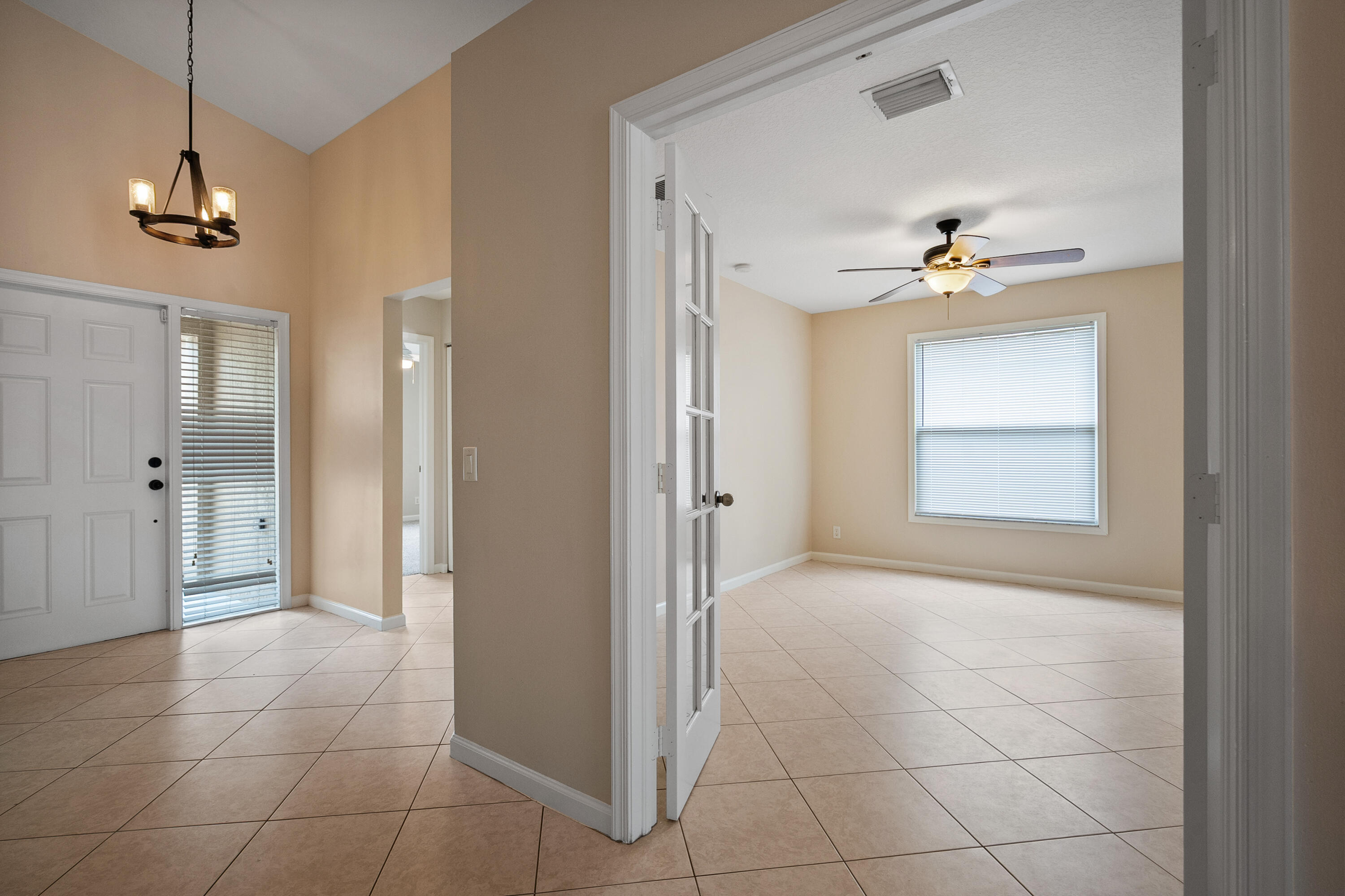 2686 Southwest Regency Road Stuart, FL 34997 - Photo 12 of 40 DSC03294