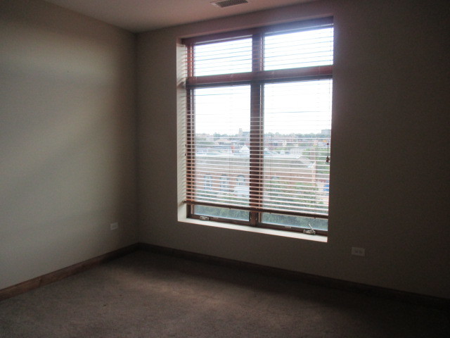 140 South River Street, Unit 405 Aurora, IL 60506 - Photo 4 of 11