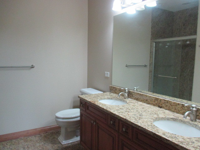 140 South River Street, Unit 405 Aurora, IL 60506 - Photo 8 of 11