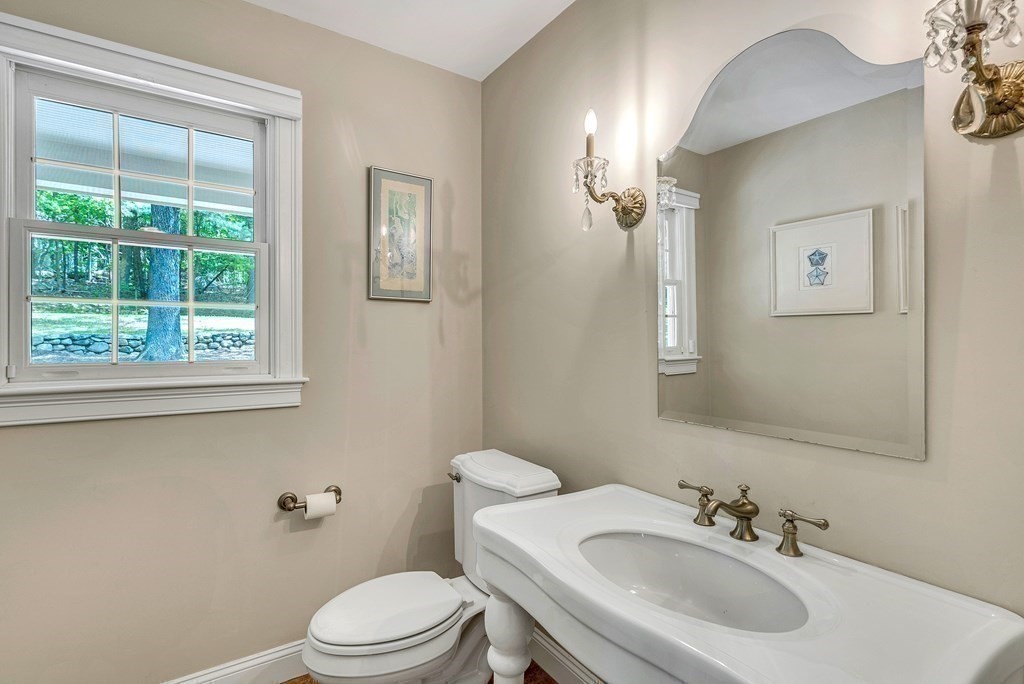 2 Edgehill Road Hopkinton, MA 01748 - Photo 14 of 42 Gallery Image 14