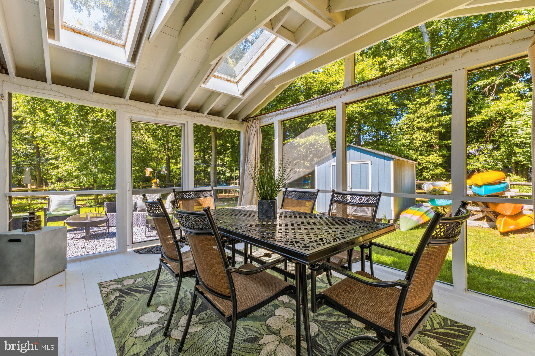 6521 Alopex Road Waldorf, MD 20603 - Photo 3 of 33 Screen Porch