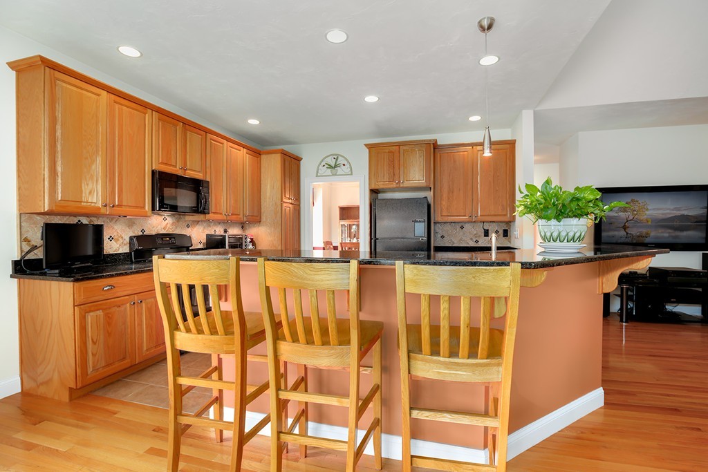 2 Gatecrest Road, Unit 2 Westford, MA 01886 - Photo 10 of 29 Gallery Image 10