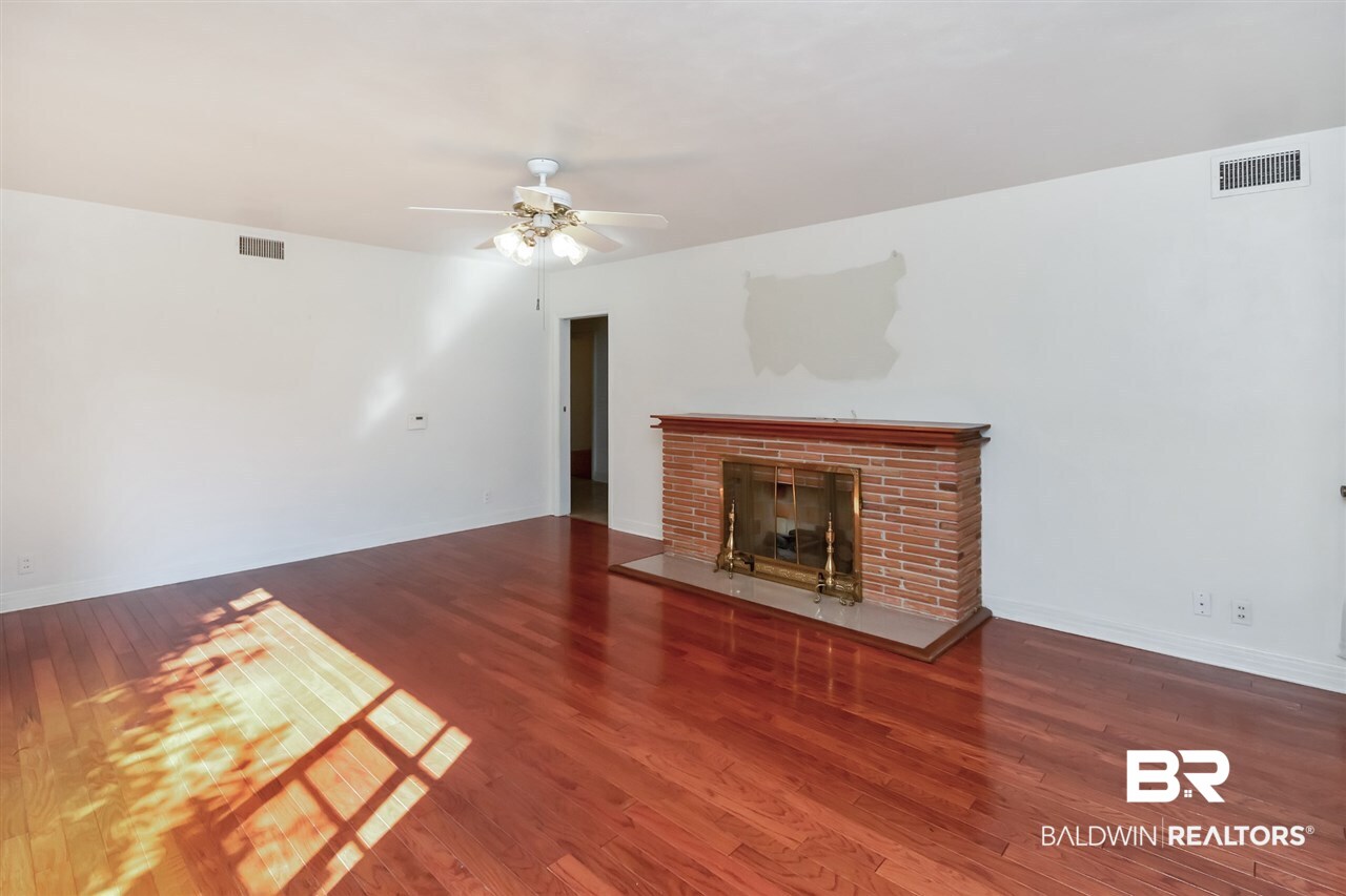 4257 Regulus Drive Mobile, AL 36693 - Photo 7 of 48